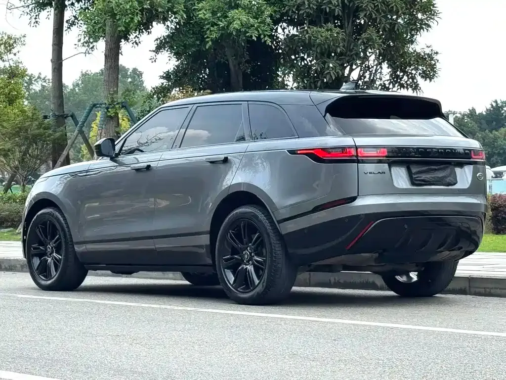 Land Rover Velar — фото 7