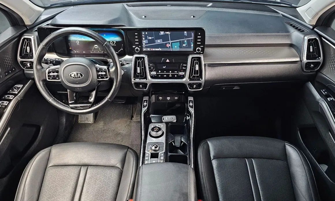 Kia Sorento — фото 9