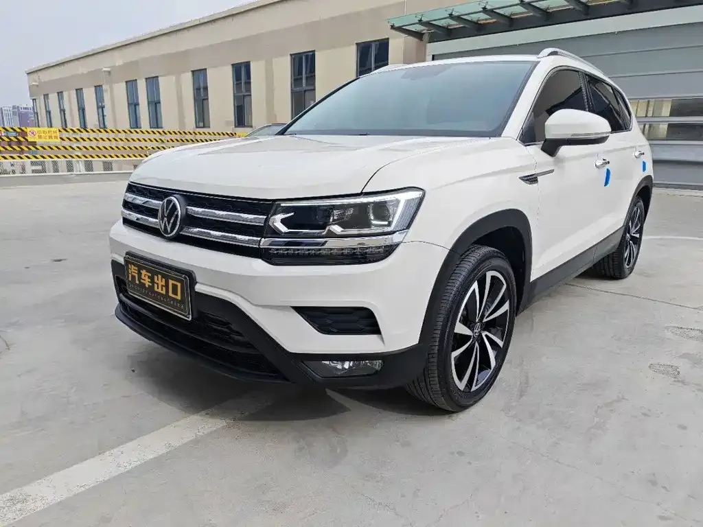 Volkswagen Tharu — фото 1