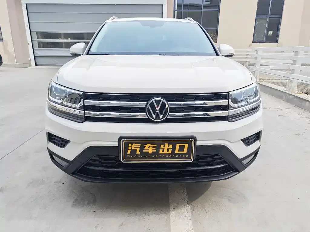 Volkswagen Tharu — фото 3
