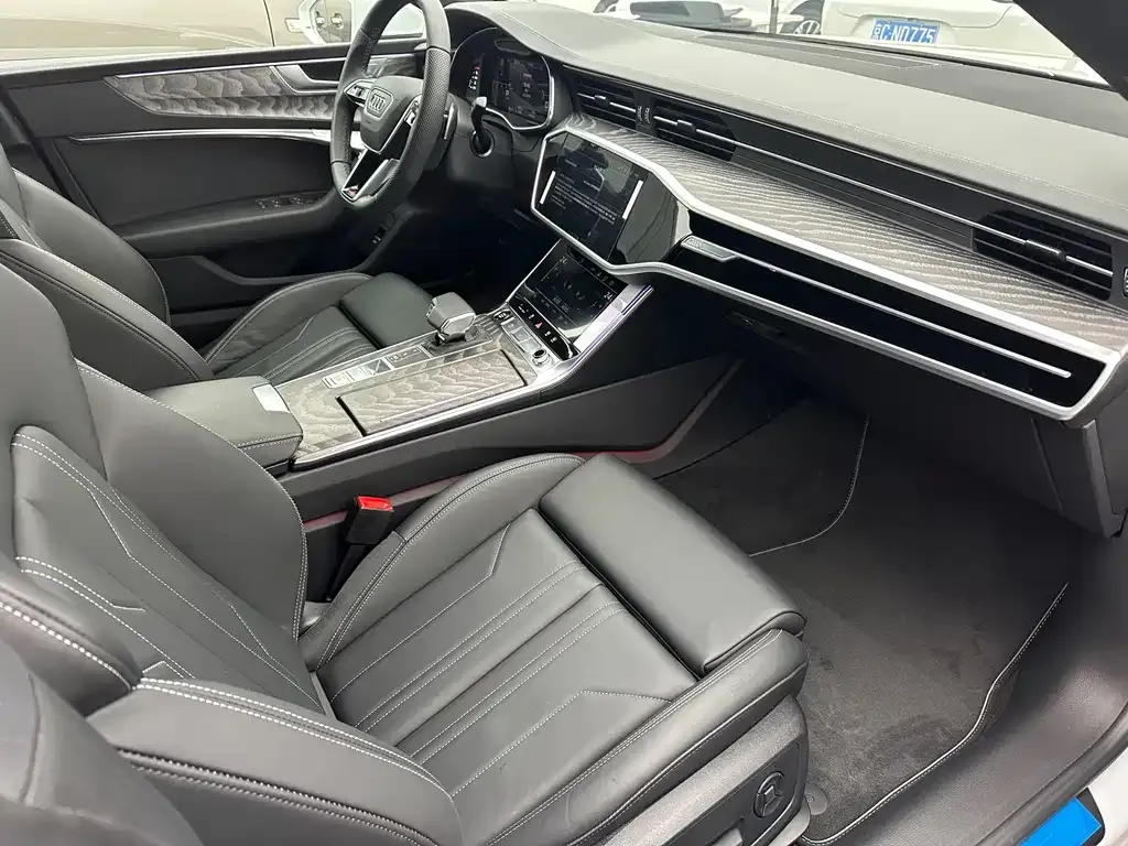 Audi A7 — фото 10