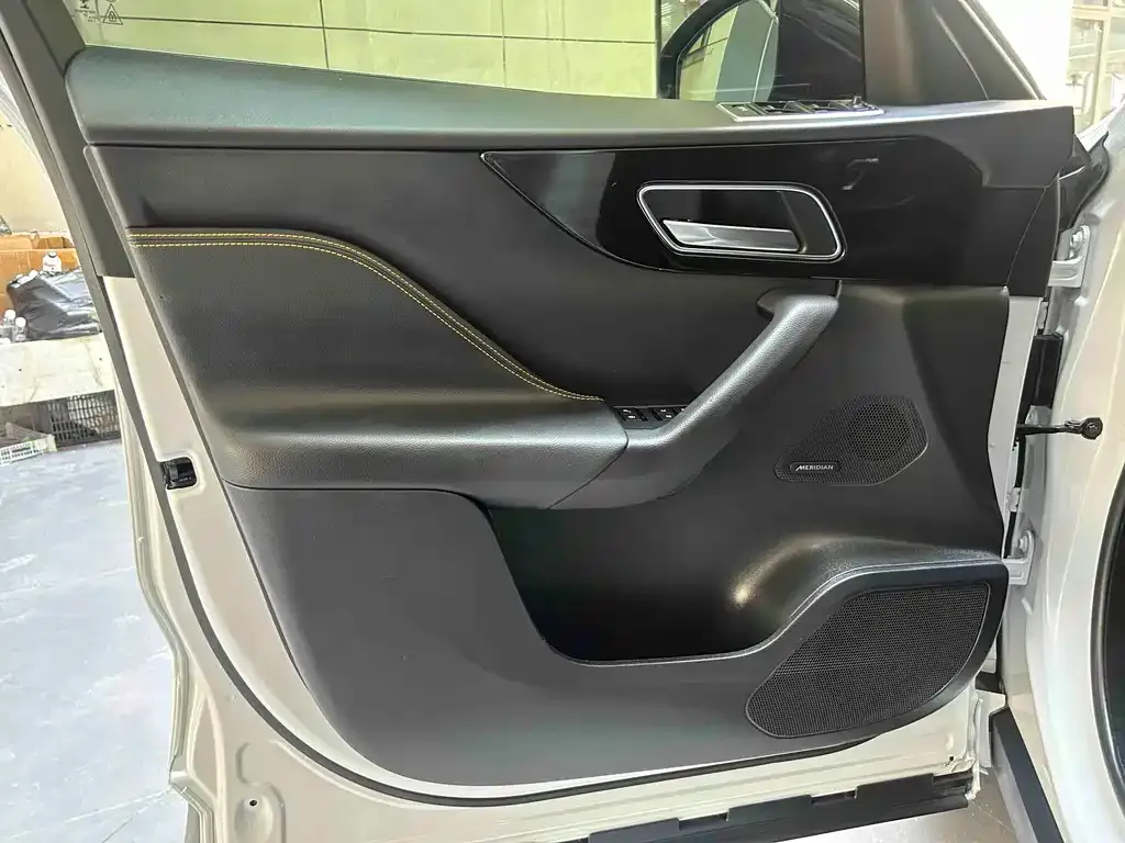 Jaguar F-PACE 2021 из CN, фото 8