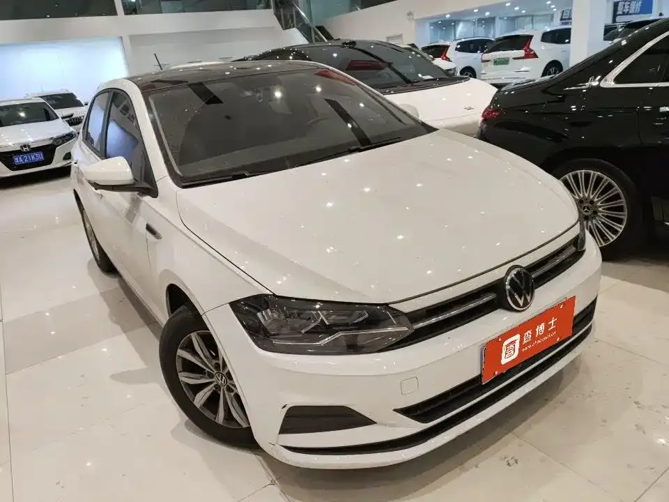 Volkswagen Polo — фото 8
