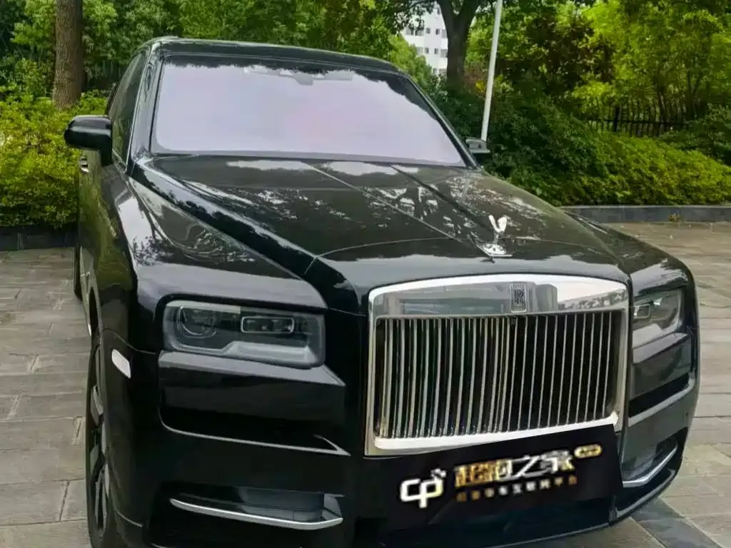 Rolls-Royce Cullinan — фото 10