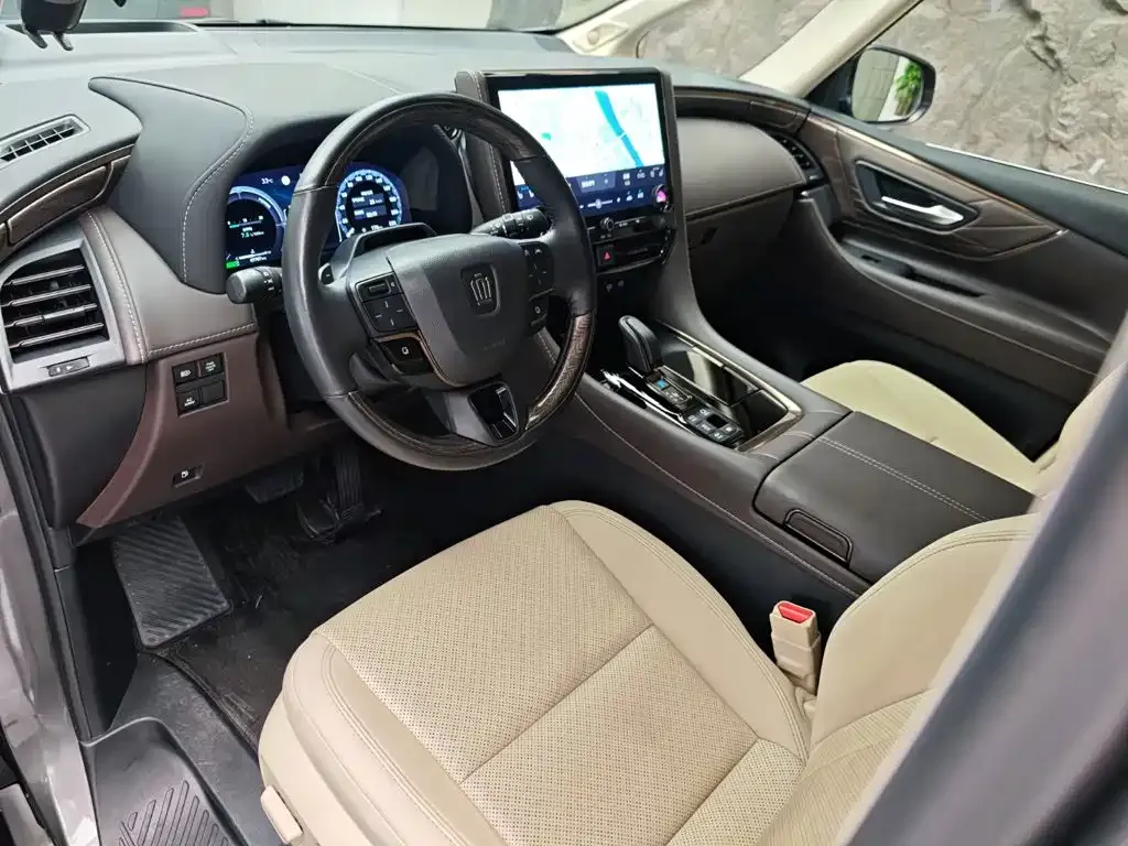 Toyota Vellfire — фото 10