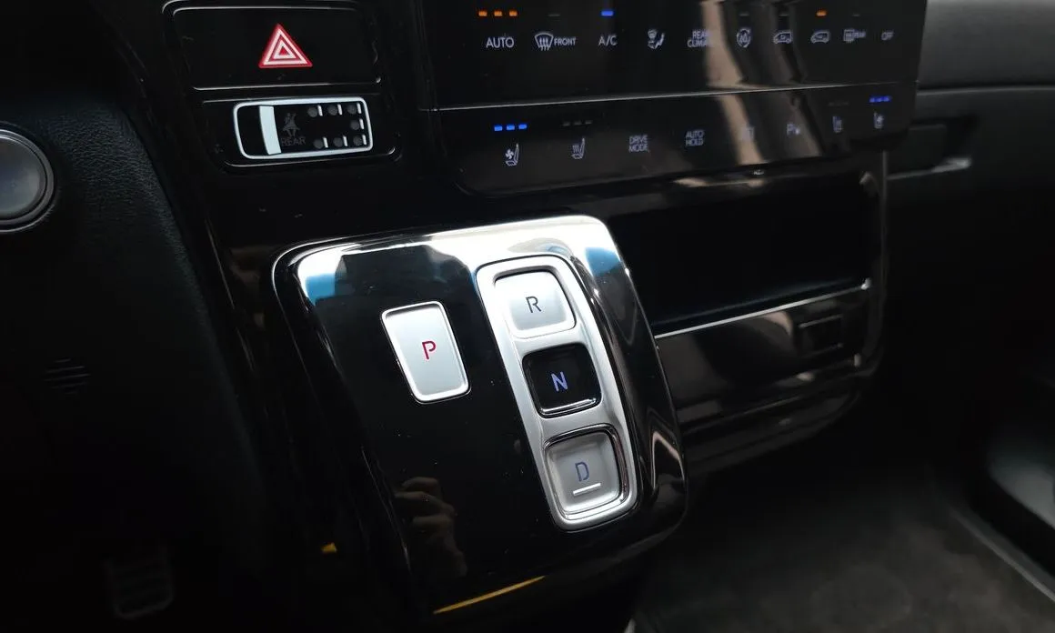 Hyundai Staria — фото 6