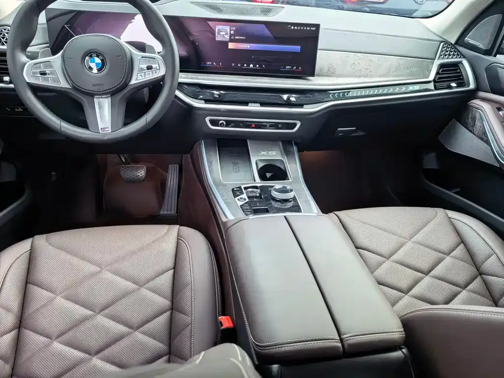 BMW X5 — фото 10