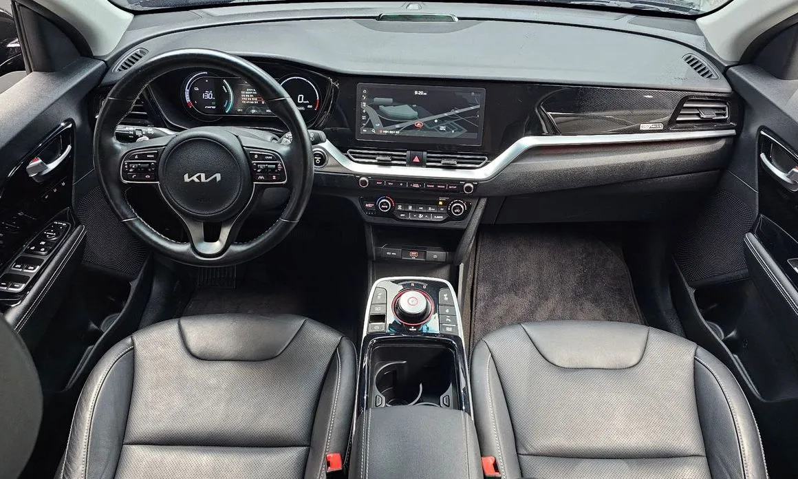 Kia Niro — фото 8