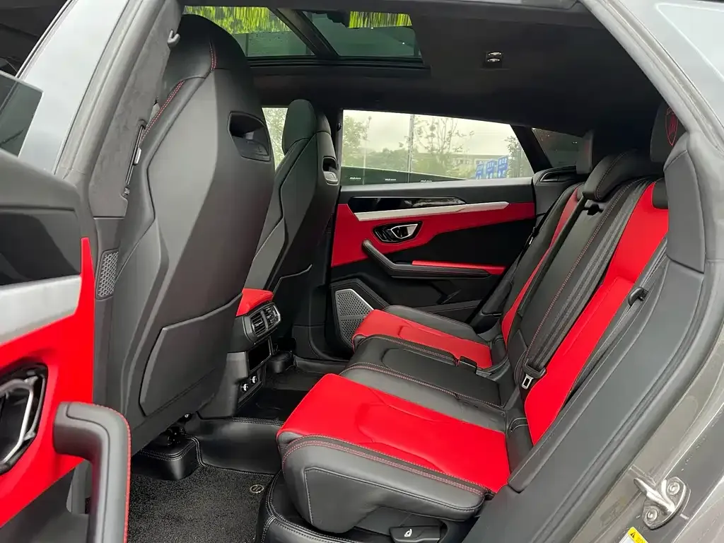 Lamborghini Urus — фото 4
