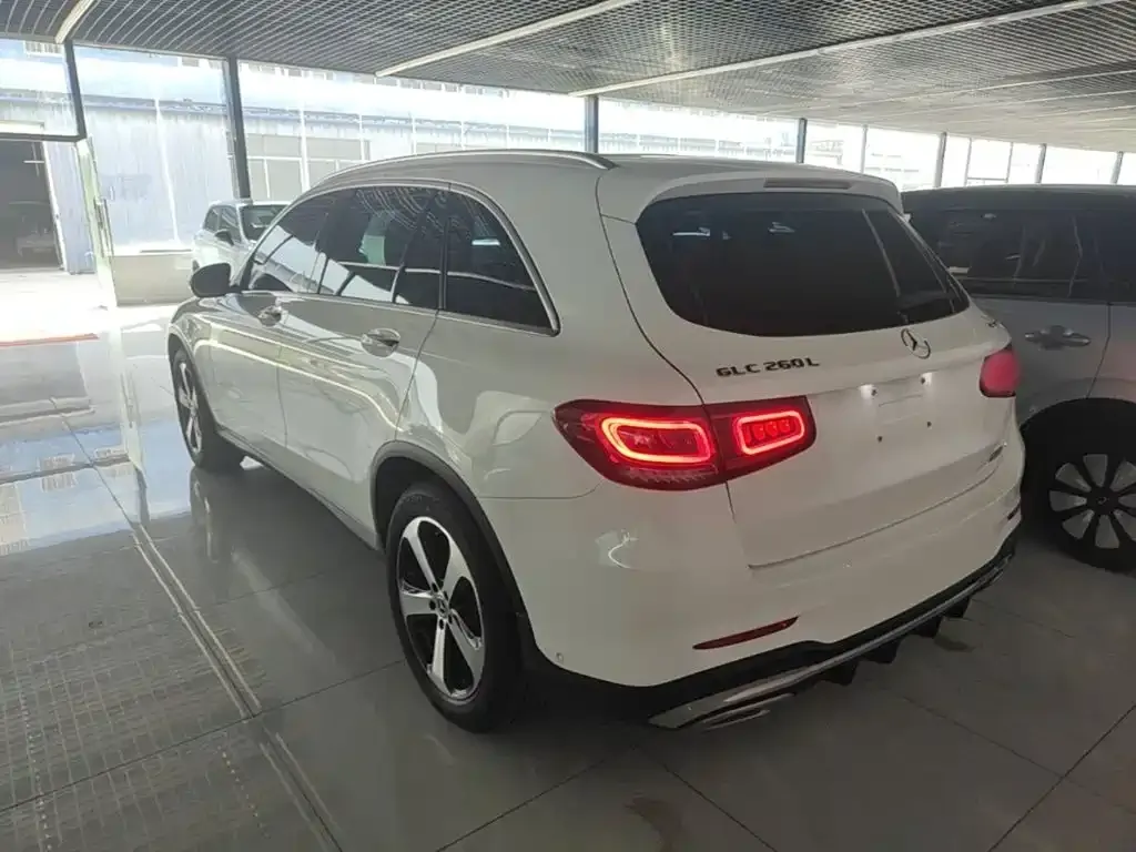 Mercedes-Benz GLC — фото 8
