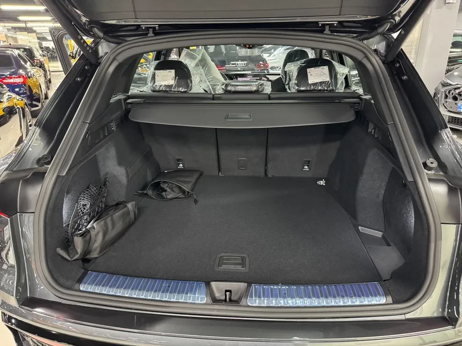 Audi Q5 2025 из KR, фото 3