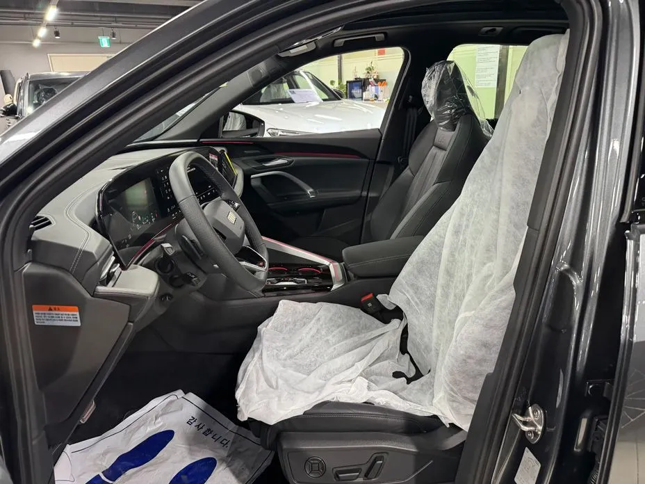 Audi Q5 2025 из KR, фото 10