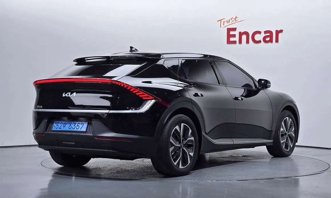 Kia EV6 — фото 8