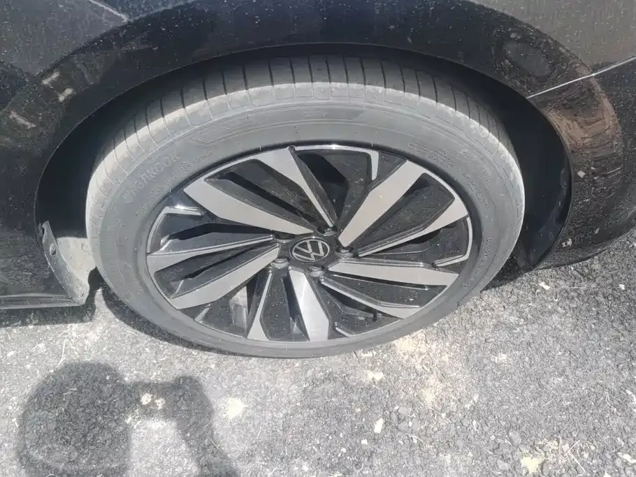 Volkswagen Passat — фото 10