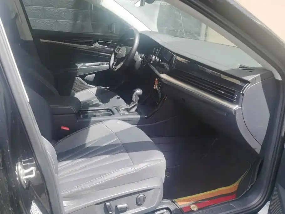 Volkswagen Passat — фото 6