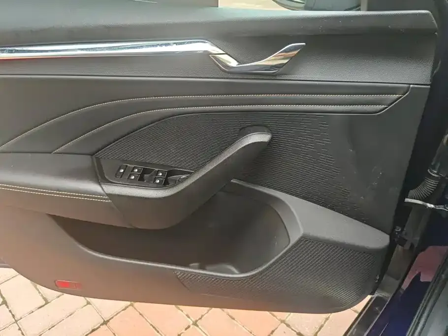 Skoda Octavia 2023 из CN, фото 2