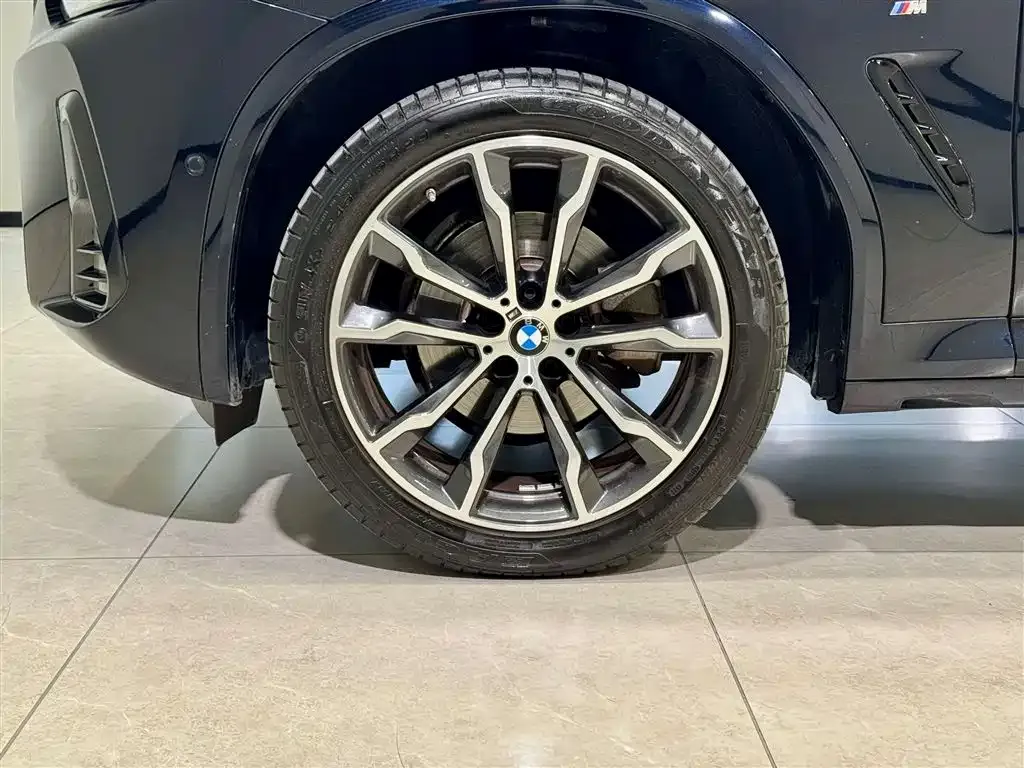 BMW X3 — фото 8