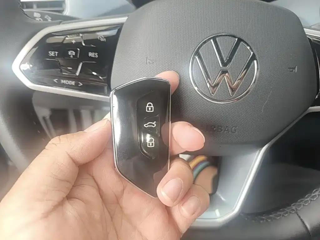 Volkswagen ID.4 X 2024 из CN, фото 2
