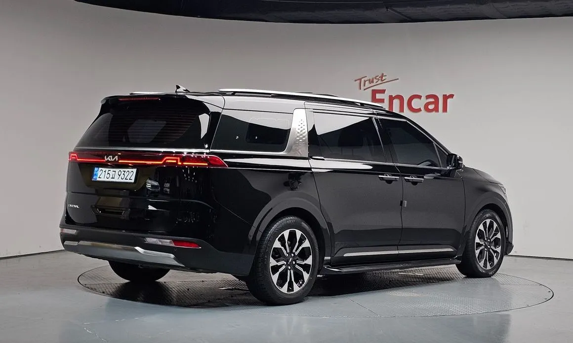 Kia Carnival 2023 из KR, фото 2