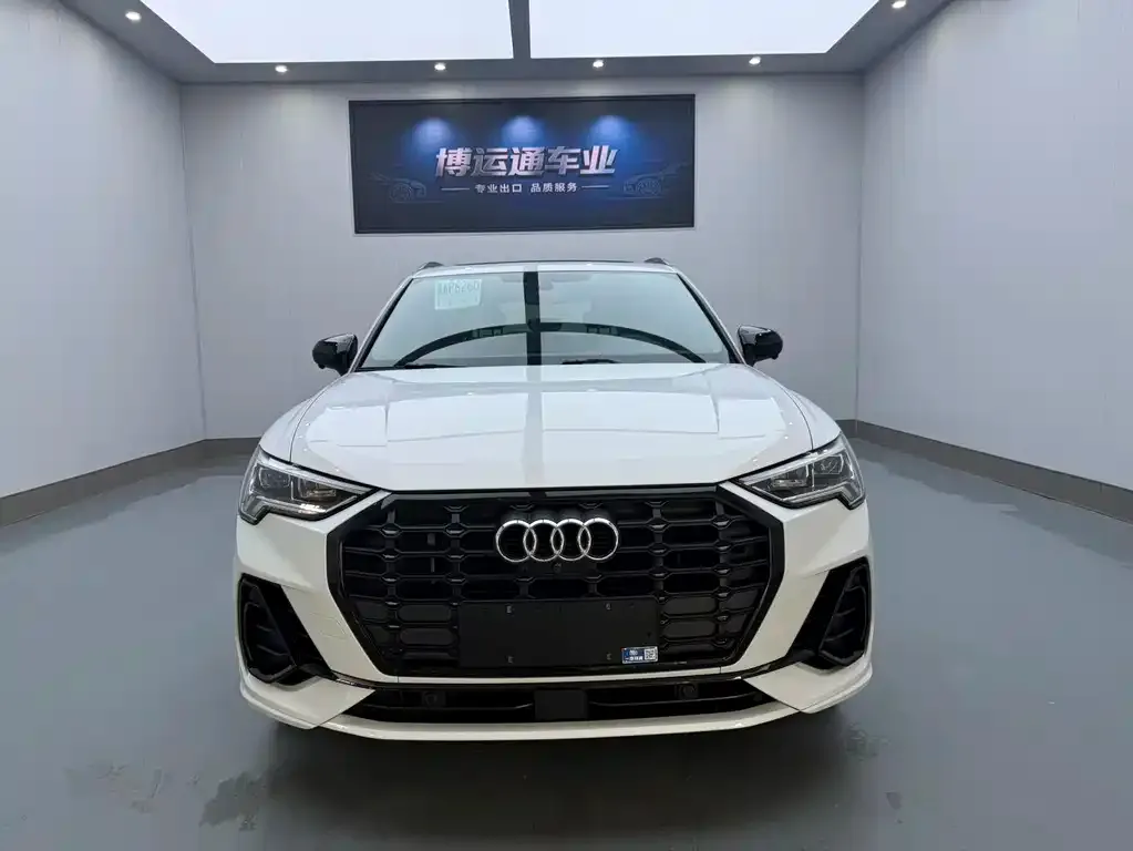 Audi Q3 — фото 4