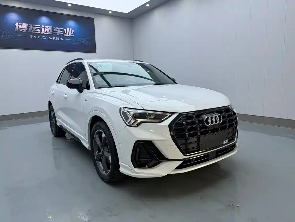 Audi Q3 — фото 5