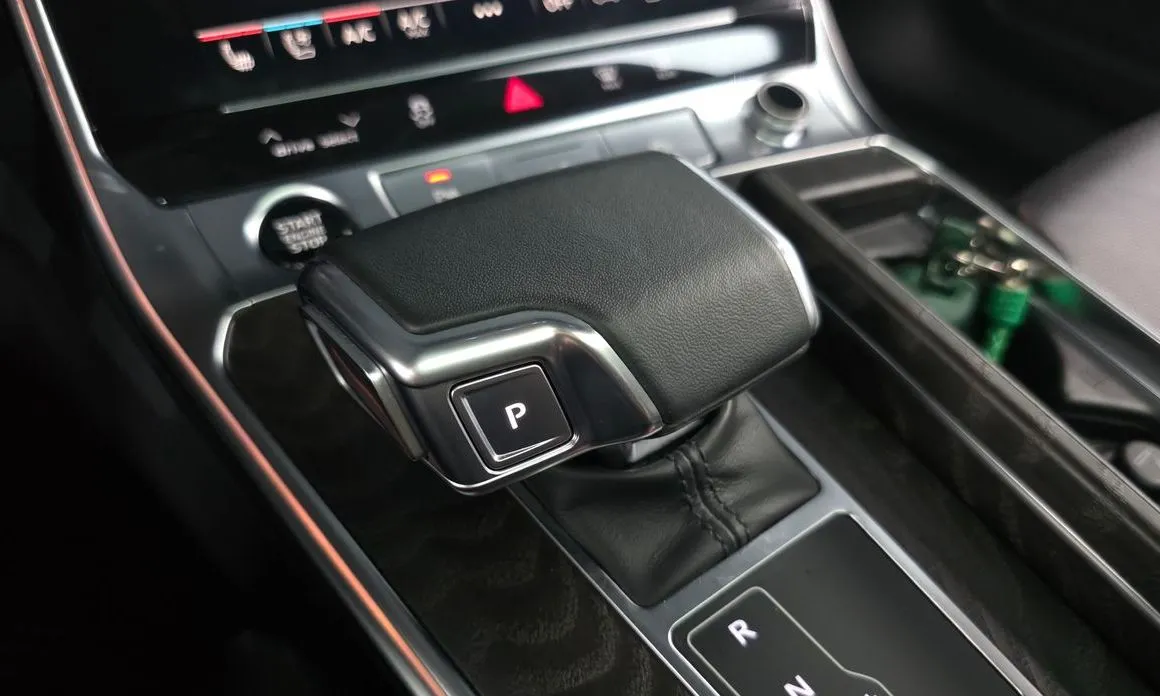 Audi A6 — фото 6