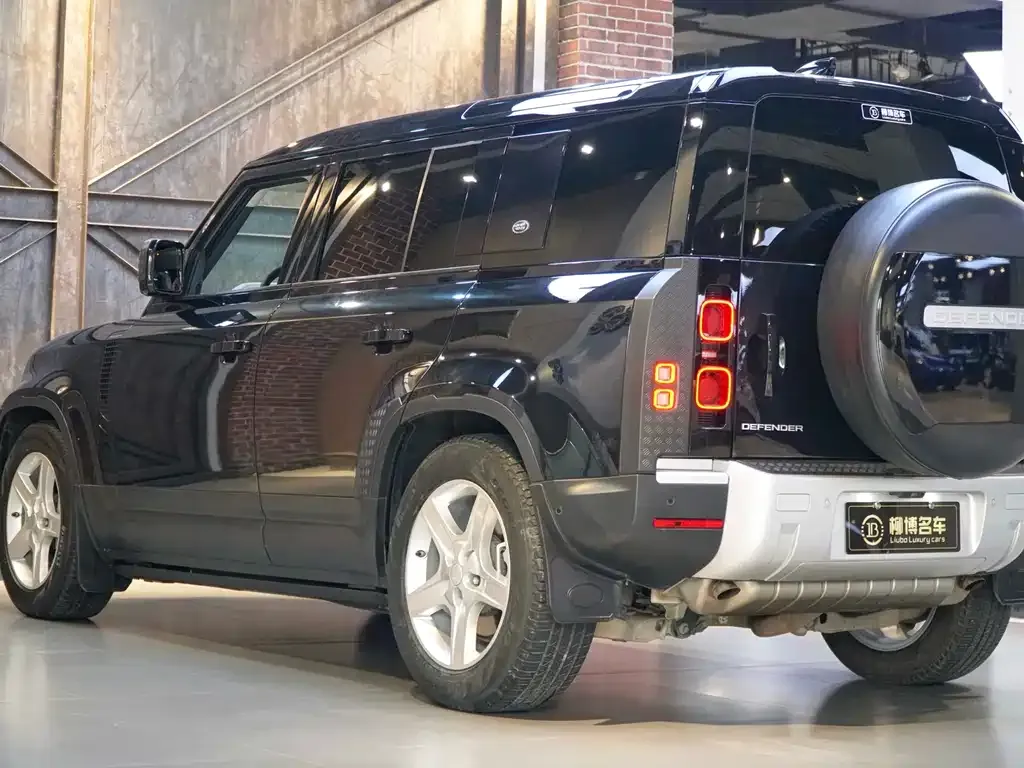 Land Rover Defender — фото 4