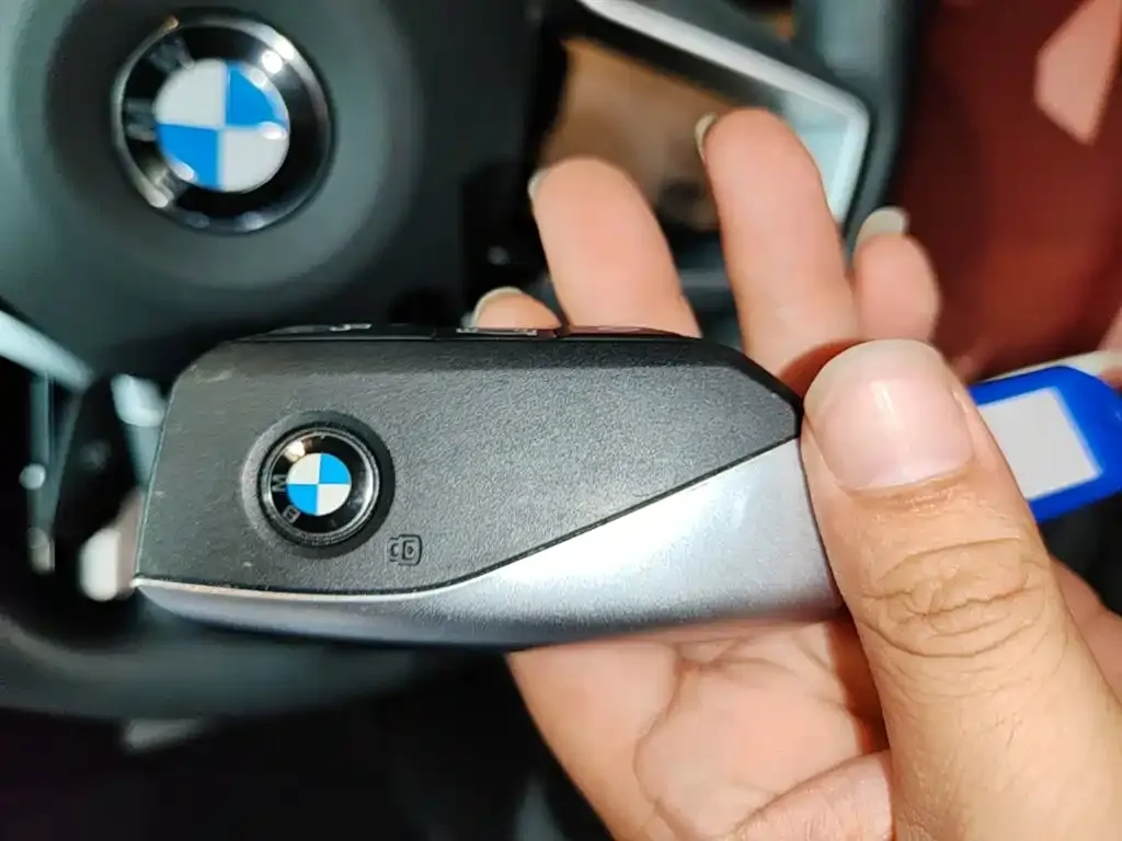 BMW X1 — фото 2