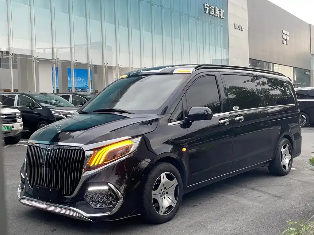 Mercedes-Benz Vito — фото 1