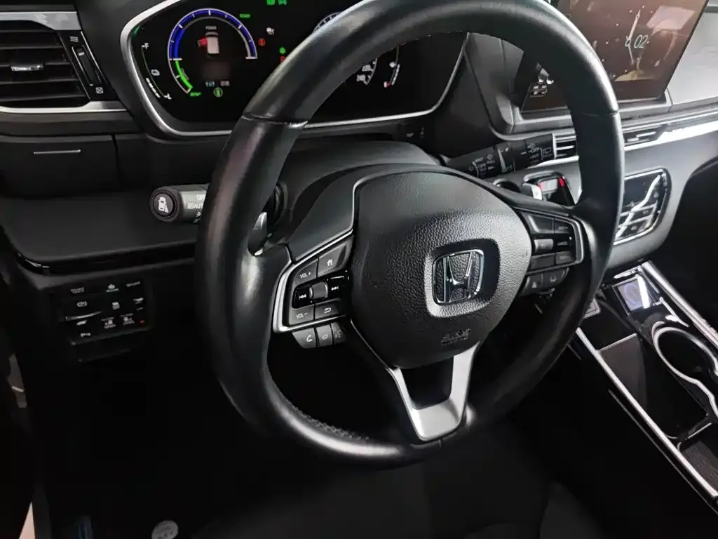 Honda Elysion 2024 из CN, фото 7