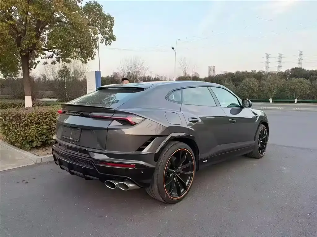 Lamborghini Urus — фото 2