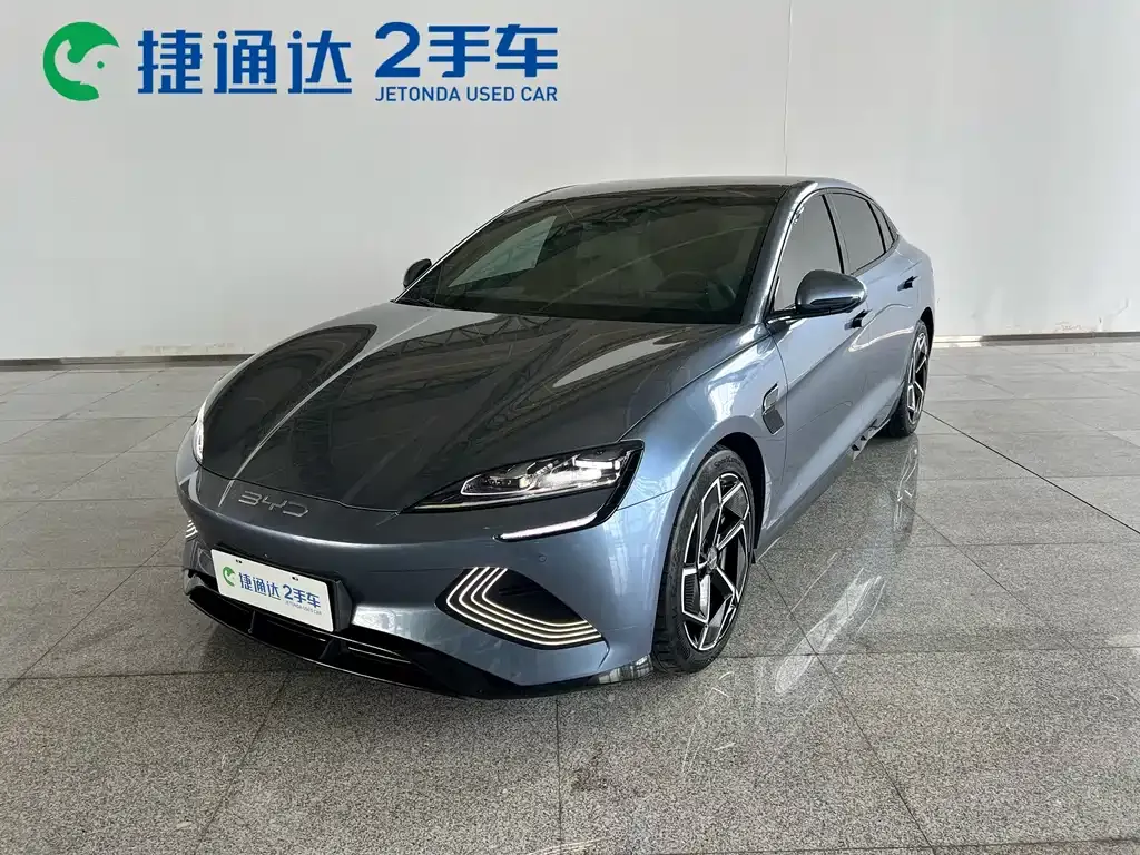 BYD Seal — фото 1