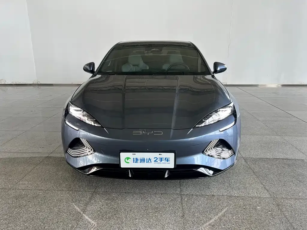 BYD Seal — фото 5