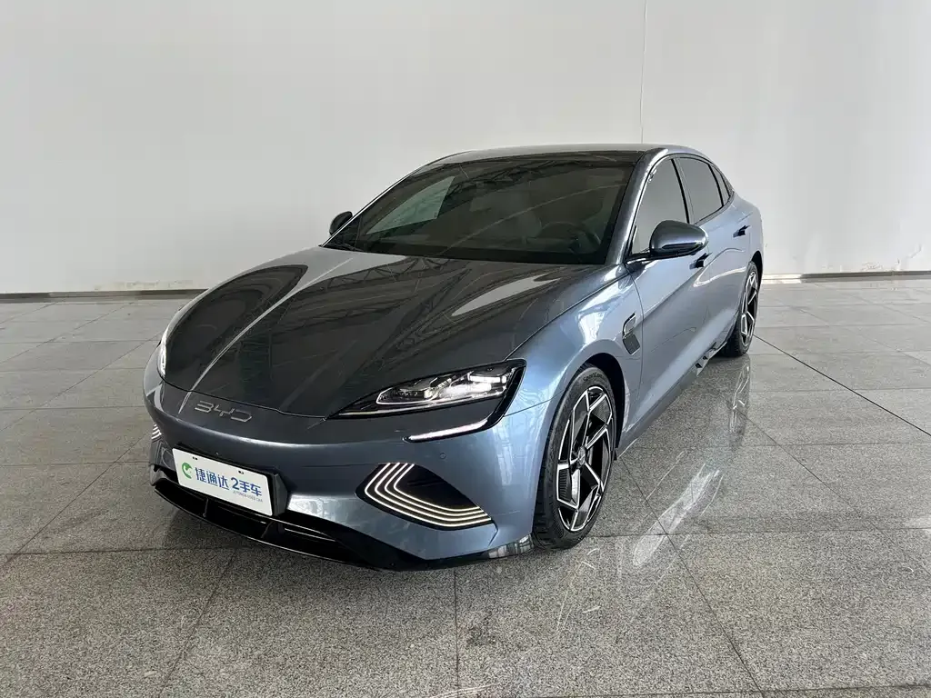 BYD Seal — фото 6