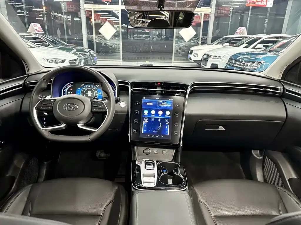 Hyundai Tucson — фото 8