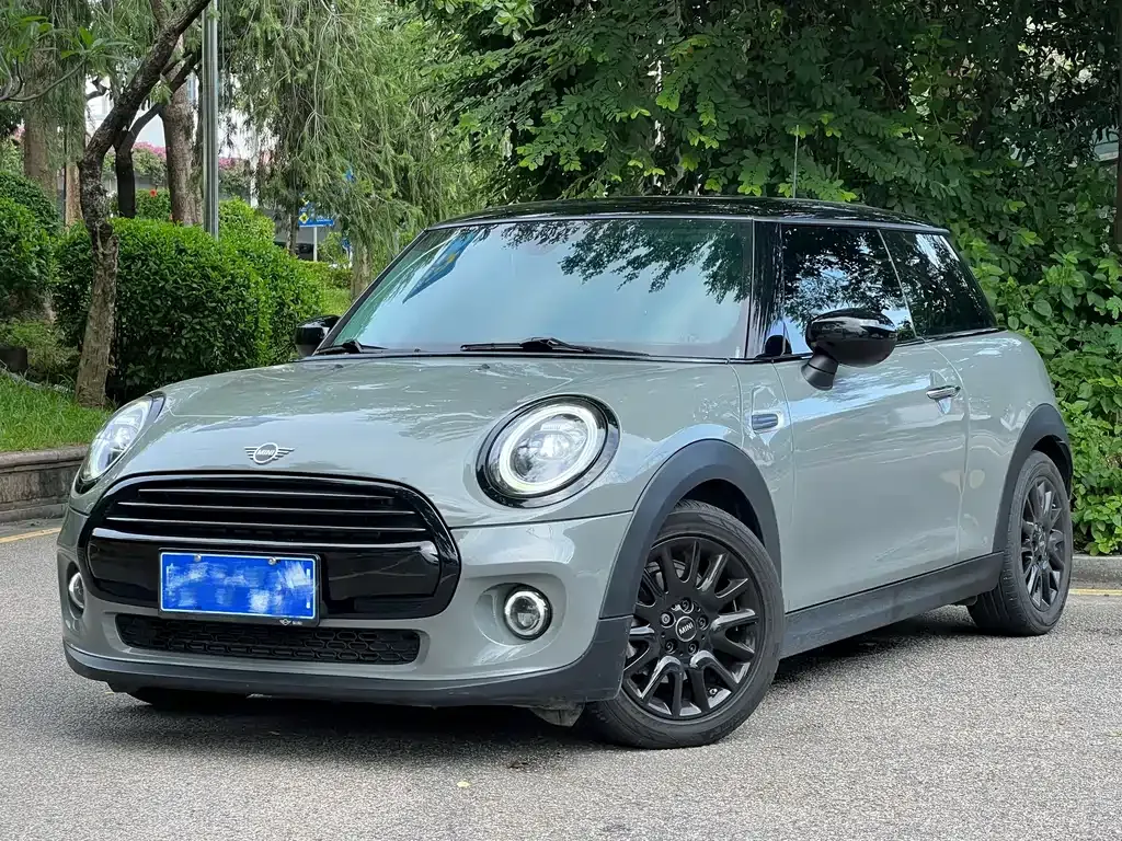 MINI Cooper (3-door) — фото 1