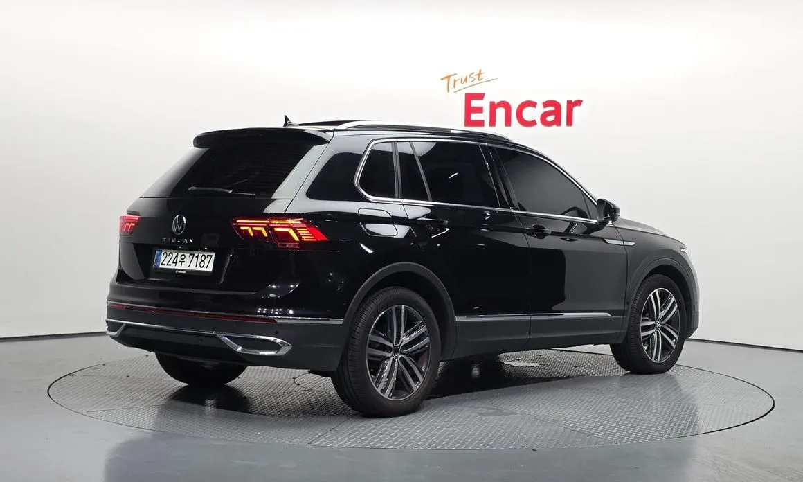 Volkswagen Tiguan — фото 5