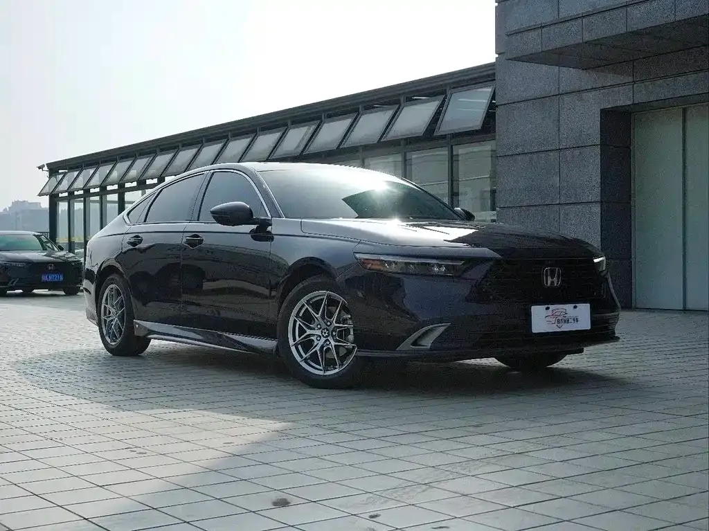 Honda Accord — фото 6