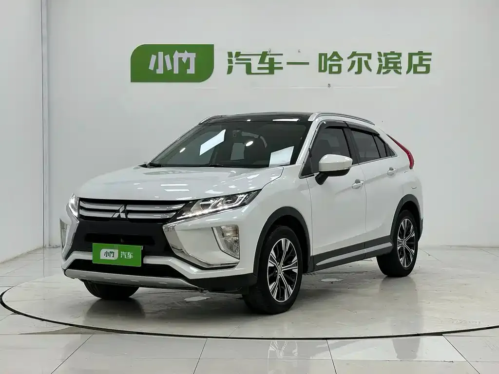 Mitsubishi Eclipse Cross — фото 1