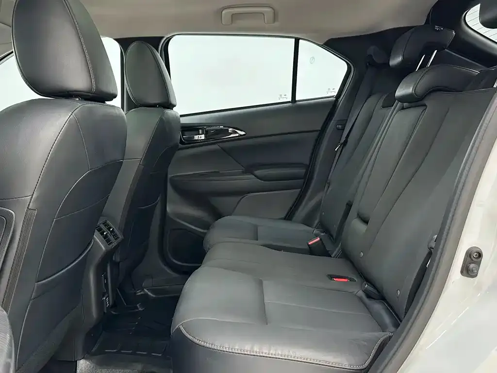 Mitsubishi Eclipse Cross — фото 4