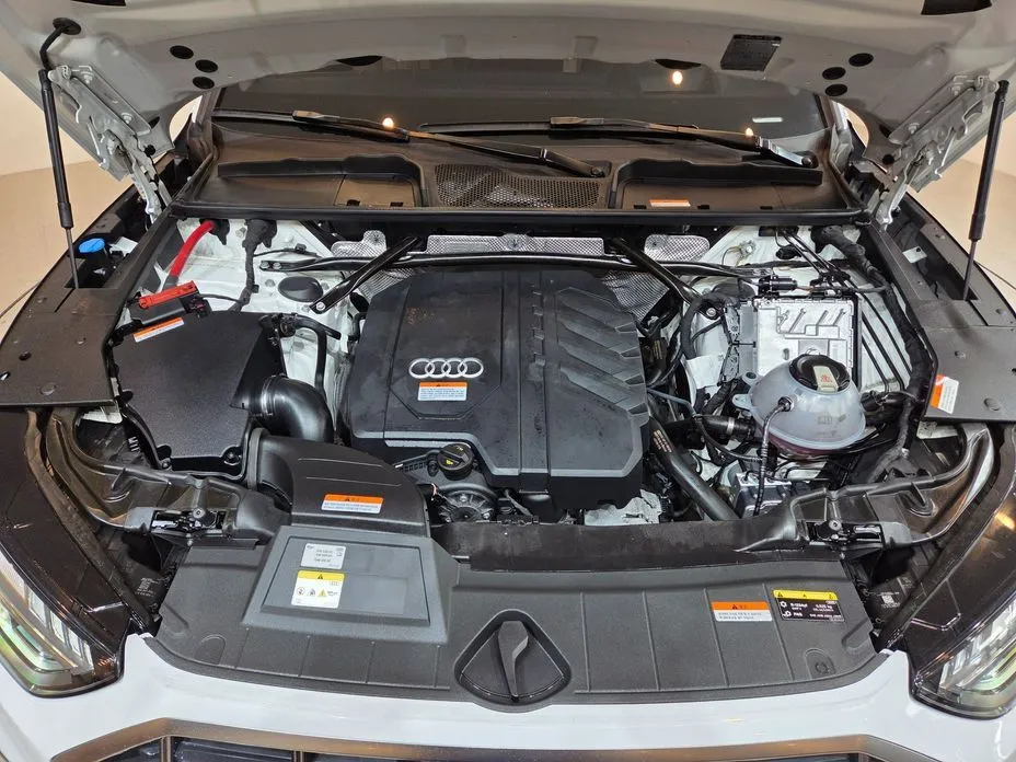 Audi Q5 2023 из KR, фото 8