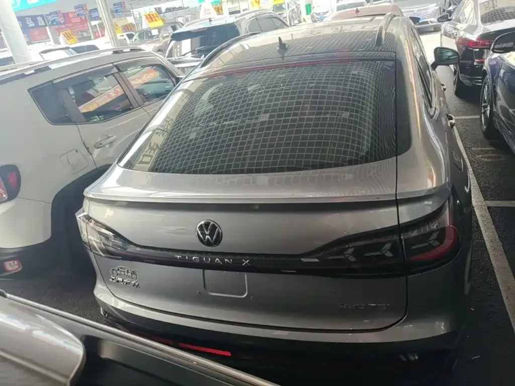 Volkswagen Tiguan X — фото 9