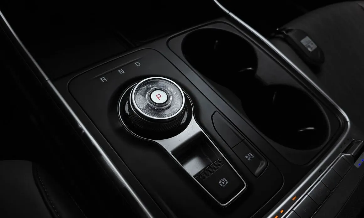 Kia Carnival — фото 2