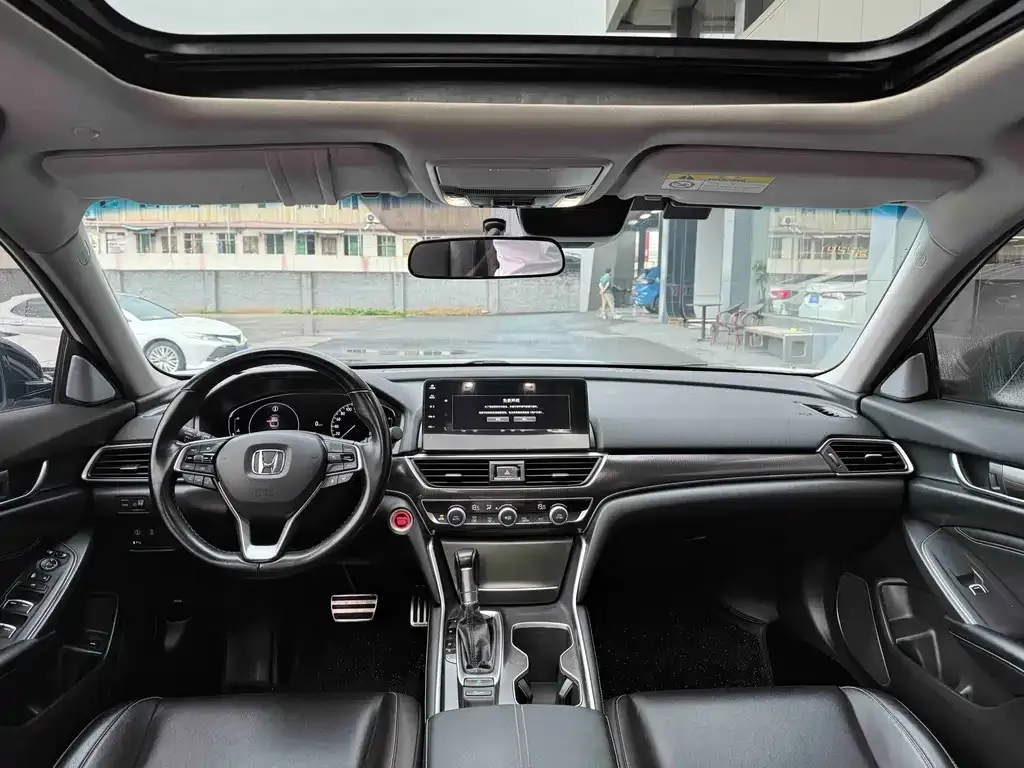 Honda Accord — фото 3