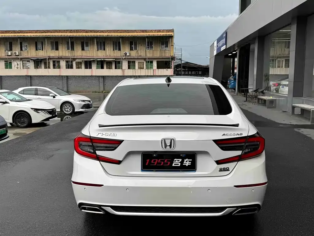 Honda Accord — фото 2