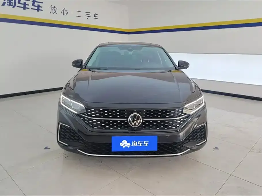 Volkswagen Passat — фото 6