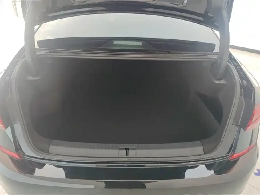 Volkswagen Passat — фото 2