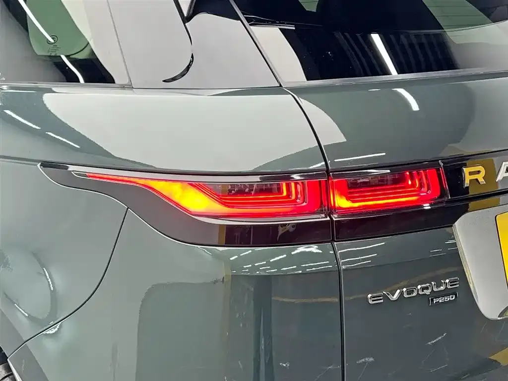 Land Rover Evoque — фото 7
