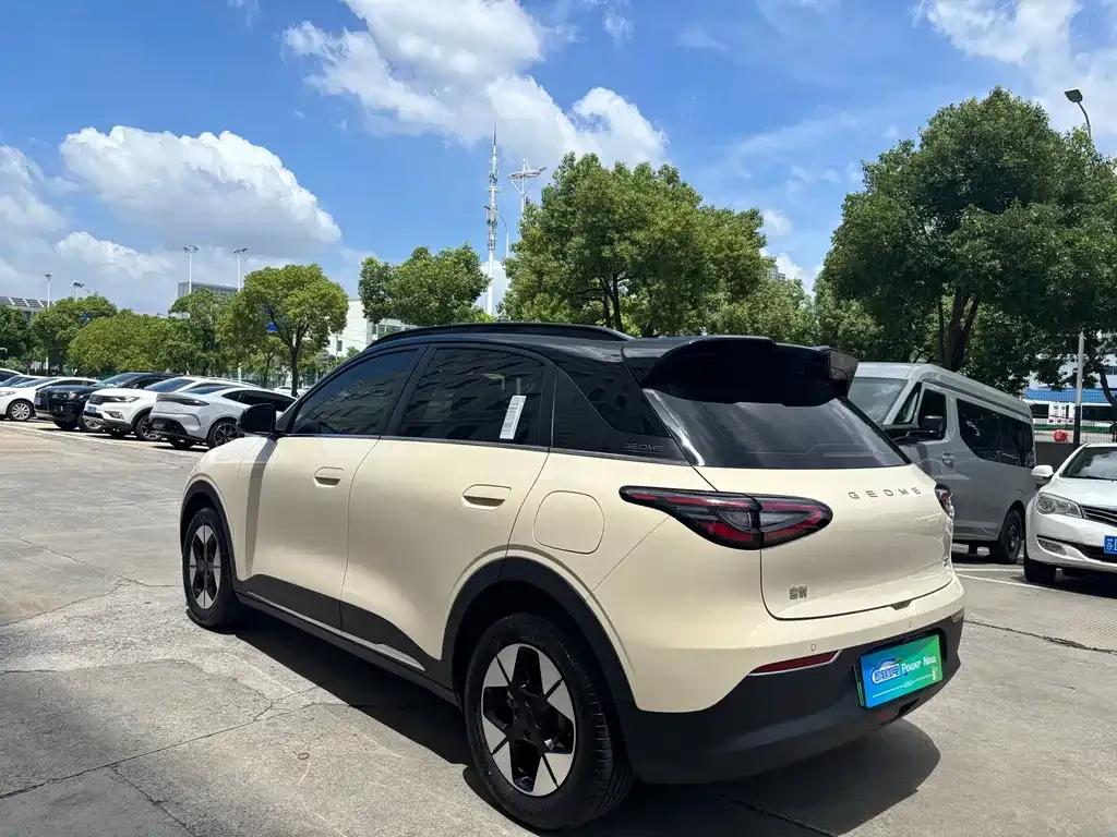 Geely Starburst — фото 3