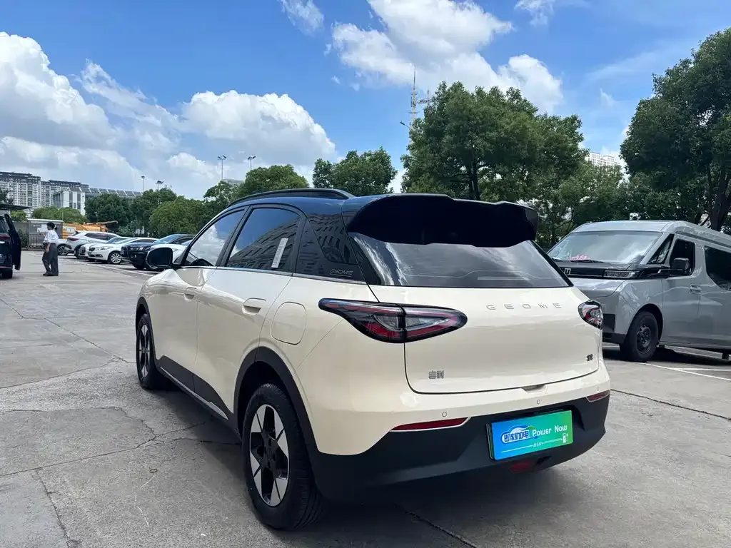Geely Starburst — фото 10
